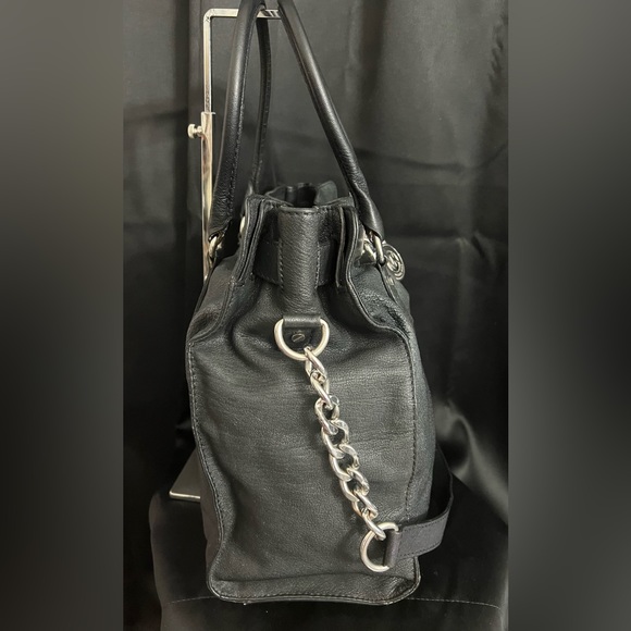 Micheal Kors Hamilton Tote/Satchel Navy W/Silver Hardware - Picture 6 of 16